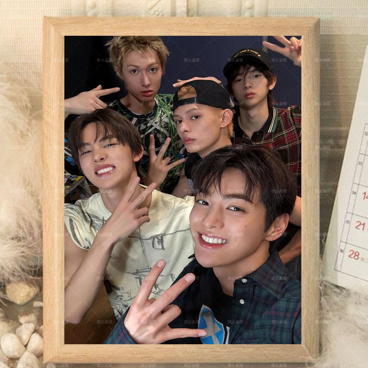 CORTIS DECORATIVE FRAME - VARIOUS SIZES AND IMAGES