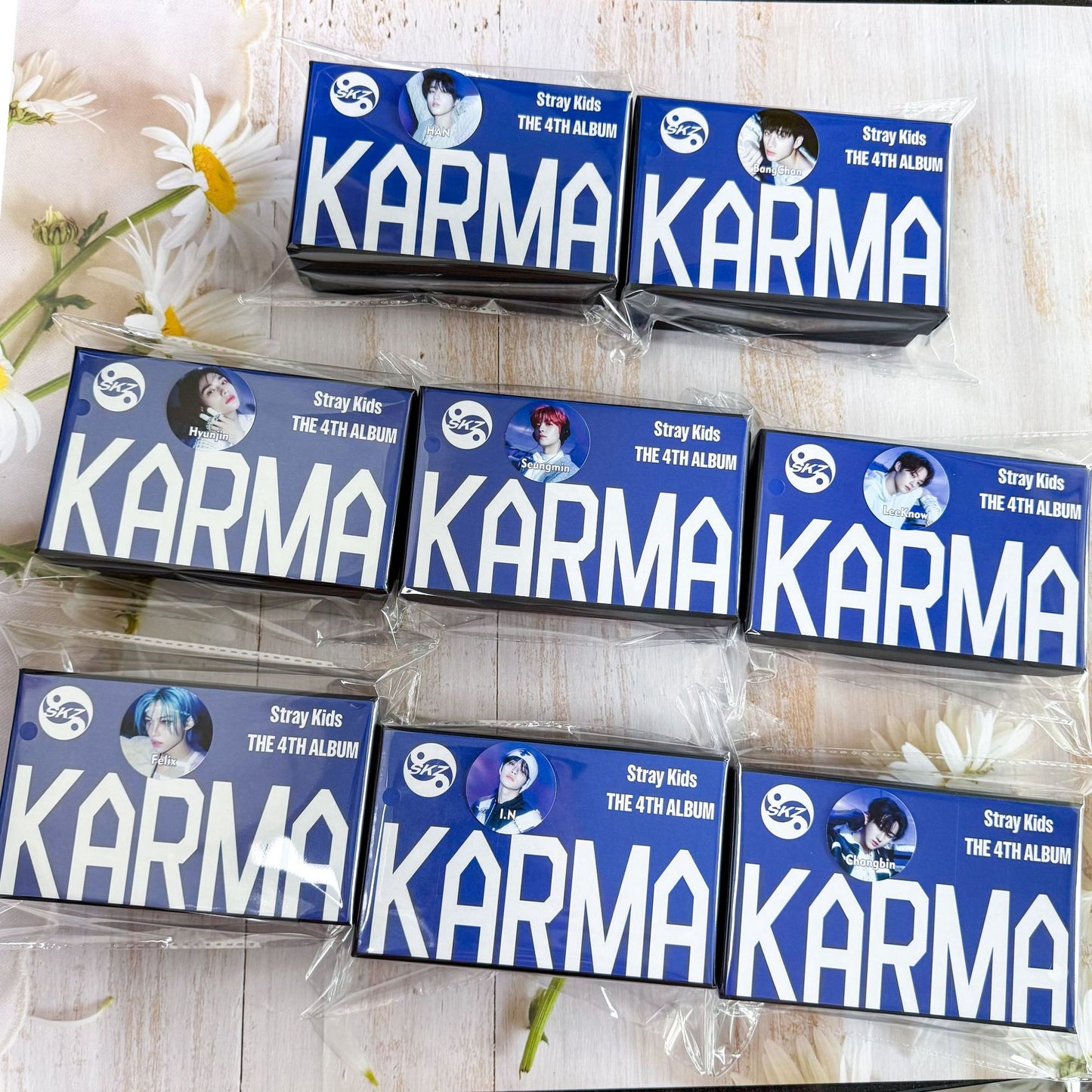 STRAY KIDS KARMA GIFT BOX - ALL MEMBERS