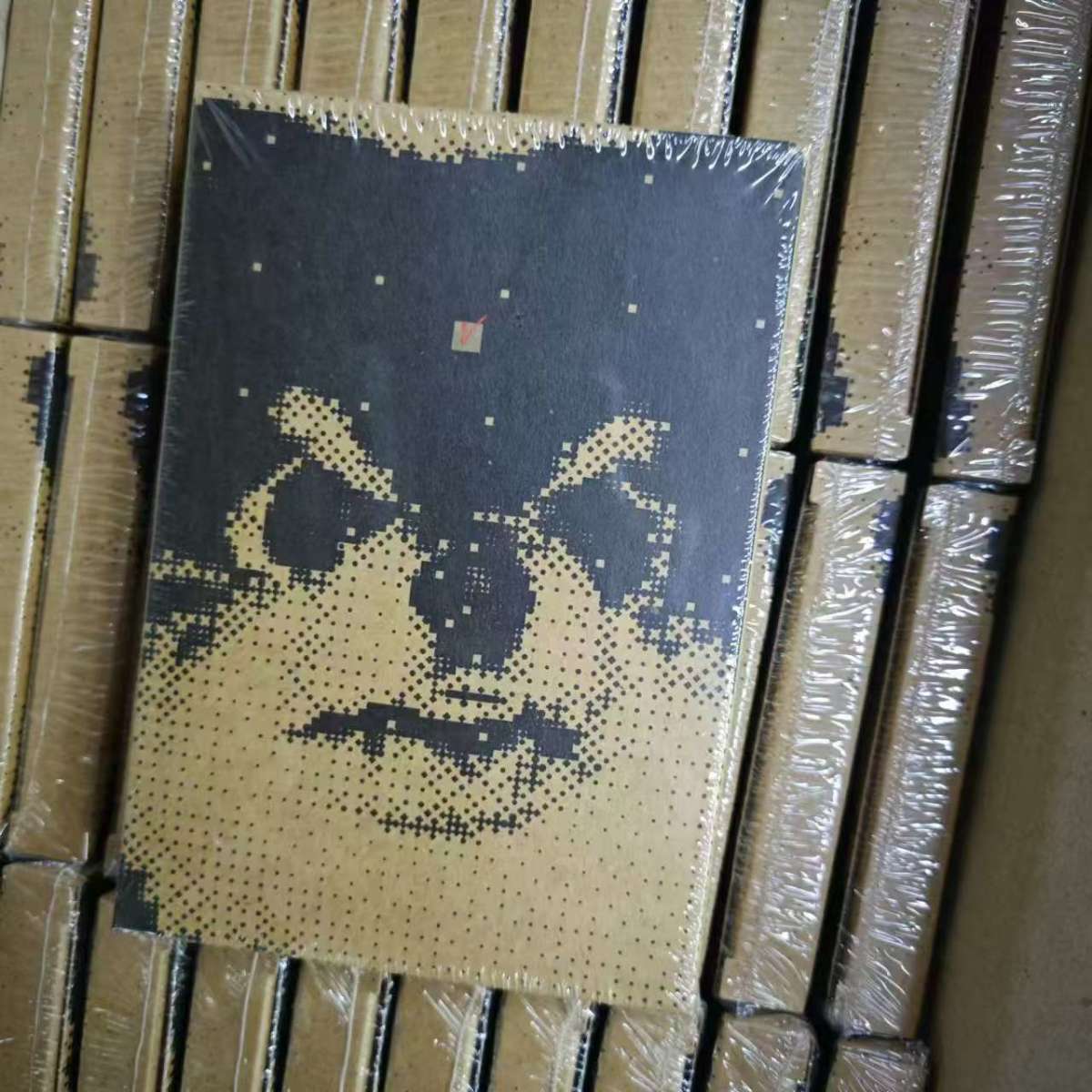 PHOTOBOOK V LAYO(V)ER KIT (PHOTOBOOK + OTHER ITEMS)